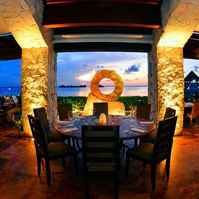 harrys-cancun-steakhouse-raw-bar-reservaciones-reservandonos-app-cancun-quinta-roo