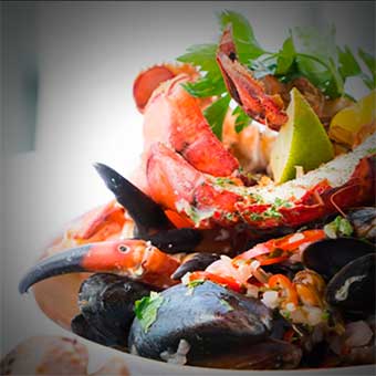 Mariscos-Las-Palmas-Zuazua-Sabores-locales-by-Reservándonos