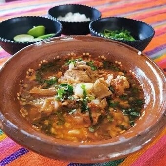 Birria Abuela Lala Tlacote con Sabores Locales By Reservándonos. (2)