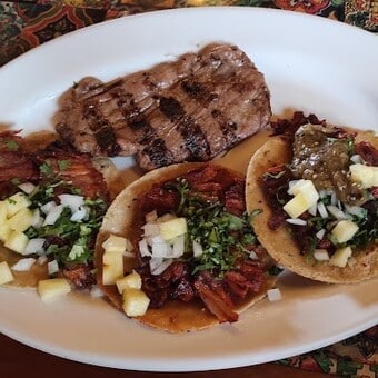 Restaurante La Parrilla Yaxchilán Cancún con Reservándonos (1)