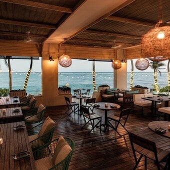 Restaurante C-Grill Playa del Carmen con Reservándonos (2)