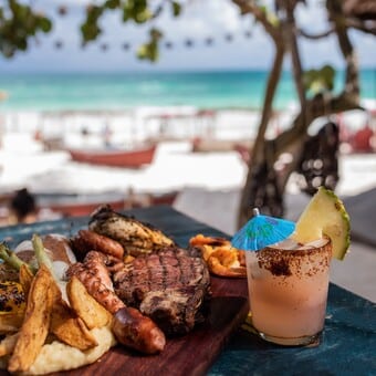 Restaurante La Zebra Tulum con Reservándonos (9)