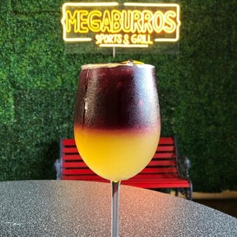 Restaurante Megaburros Ensenada con Reservandonos (8)