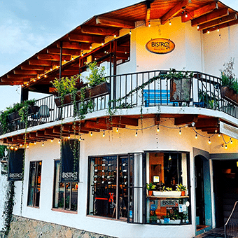 Restaurante Bistro 24 Valle de Bravo con Reservándonos.jpg