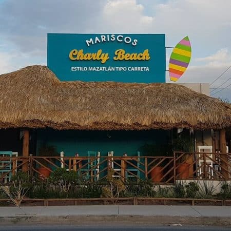 Restaurante Charly Beach Saltillo, con Reservándonos (6)