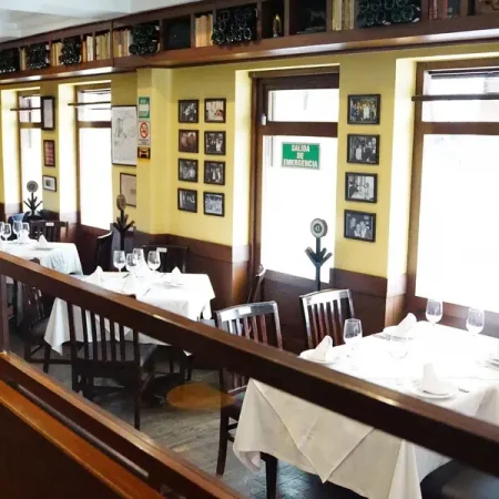 restaurante-la-taberna-del-chanclas-condesa-reserva-reservandonos--(2)